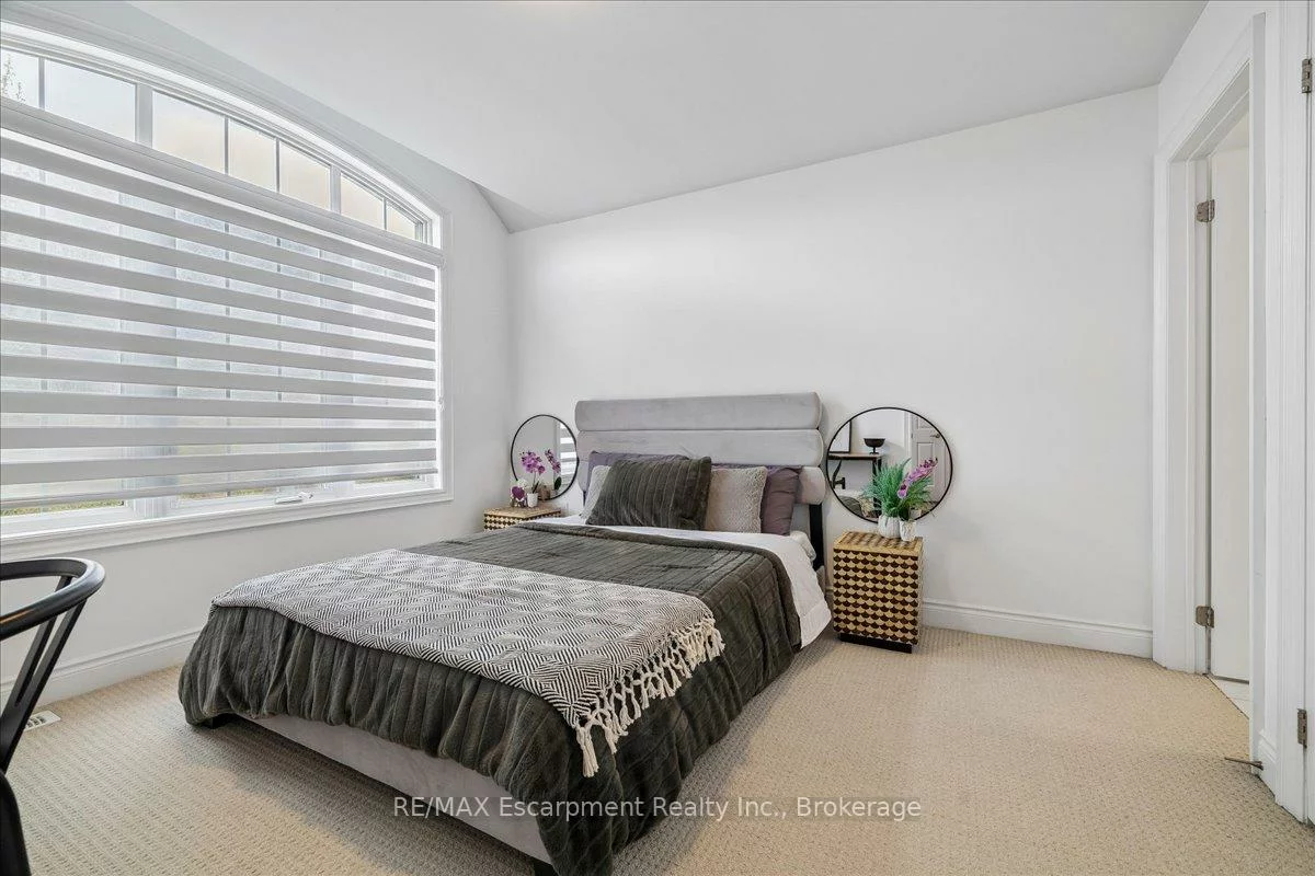 2400, Spring Meadow, 1019 - WM Westmount, Oakville
