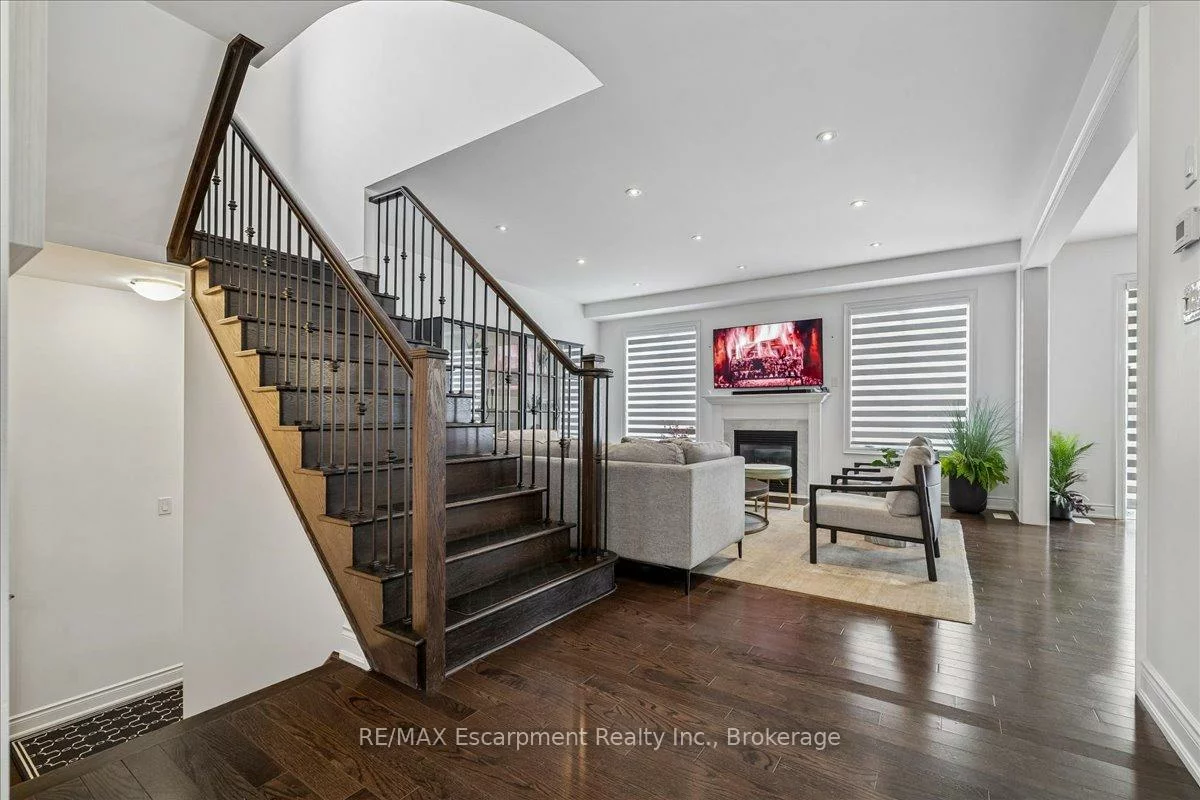 2400, Spring Meadow, 1019 - WM Westmount, Oakville