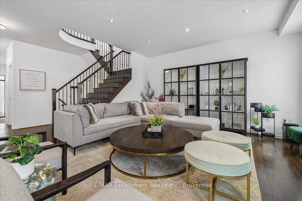 2400, Spring Meadow, 1019 - WM Westmount, Oakville