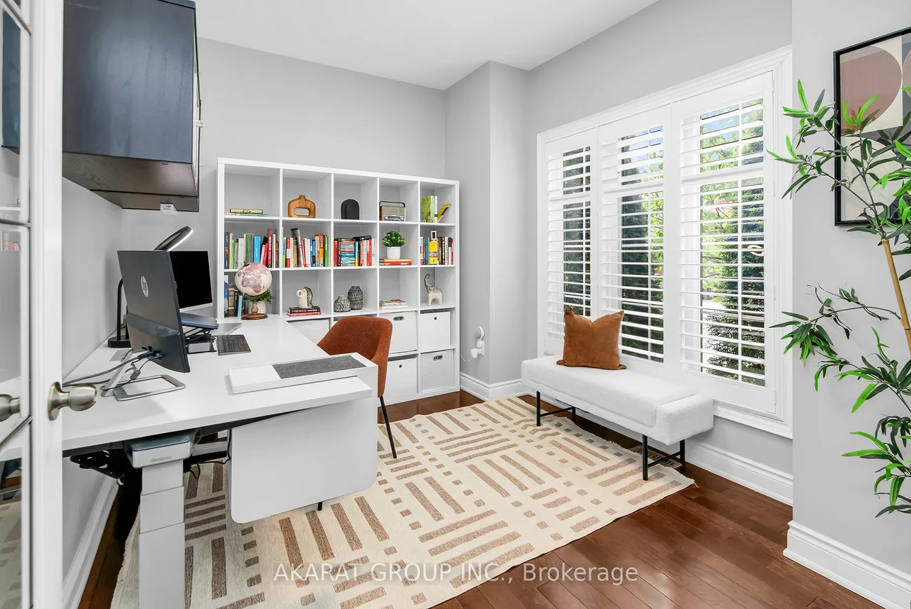 2376, Brockberry, 1019 - WM Westmount, Oakville