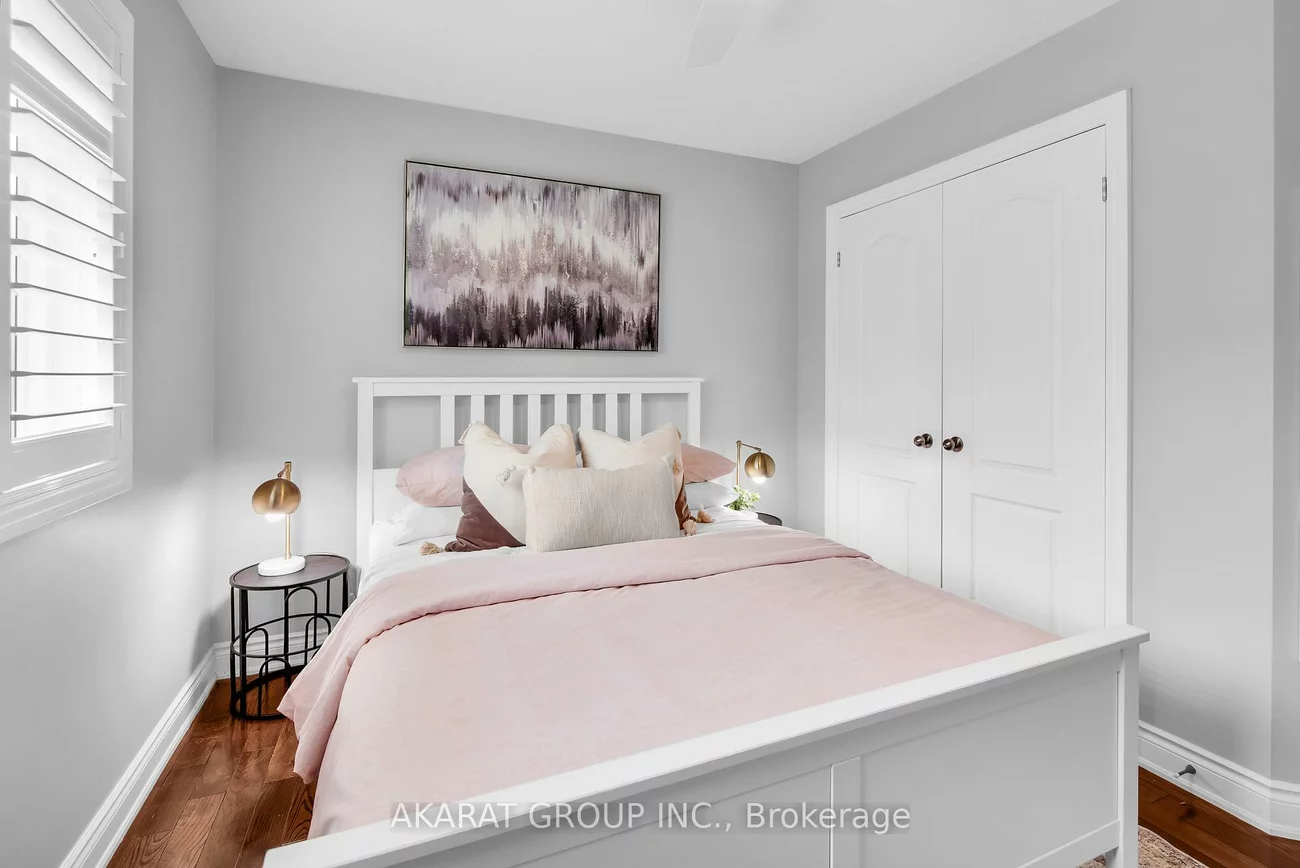 2376, Brockberry, 1019 - WM Westmount, Oakville