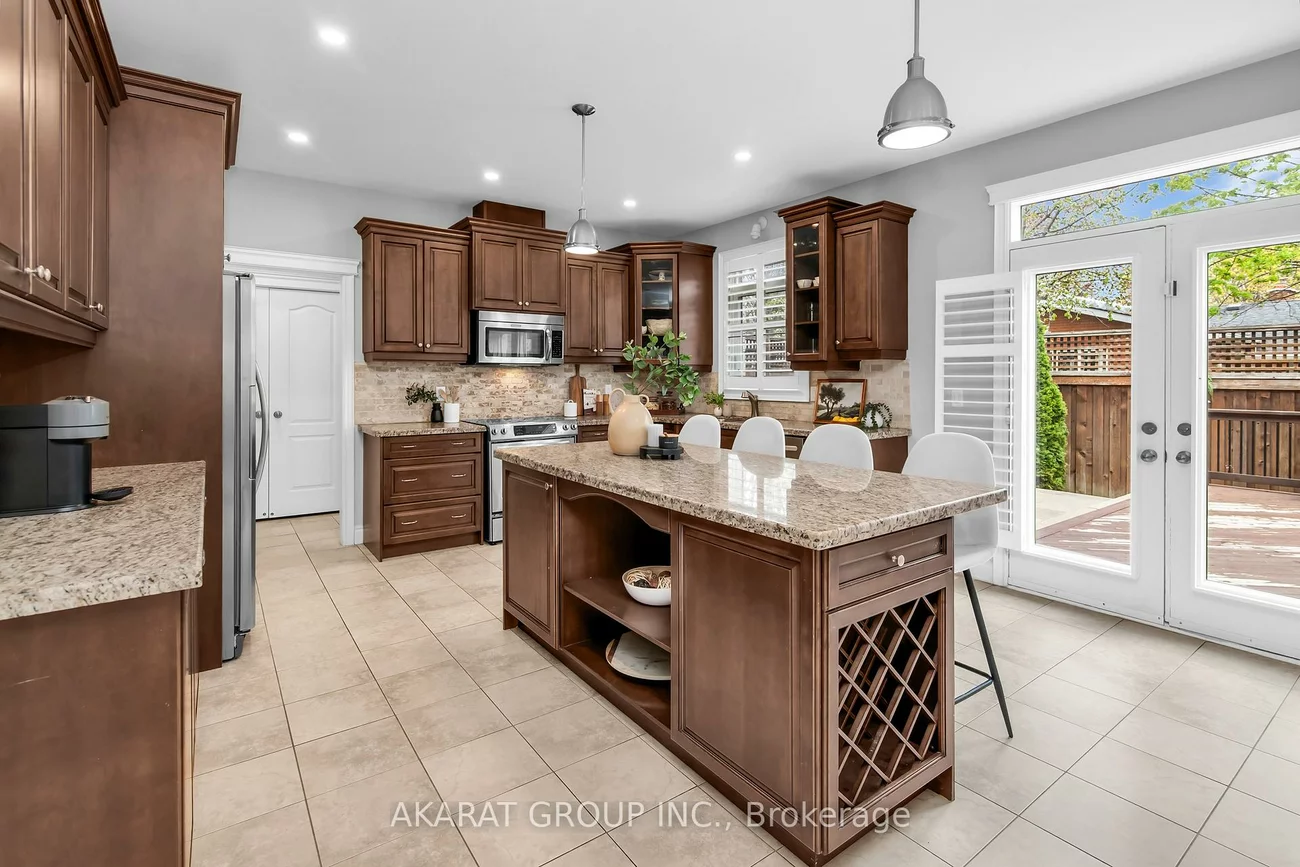 2376, Brockberry, 1019 - WM Westmount, Oakville