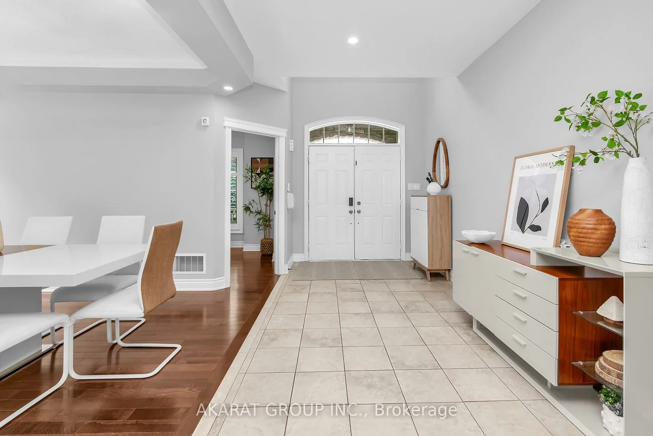2376, Brockberry, 1019 - WM Westmount, Oakville