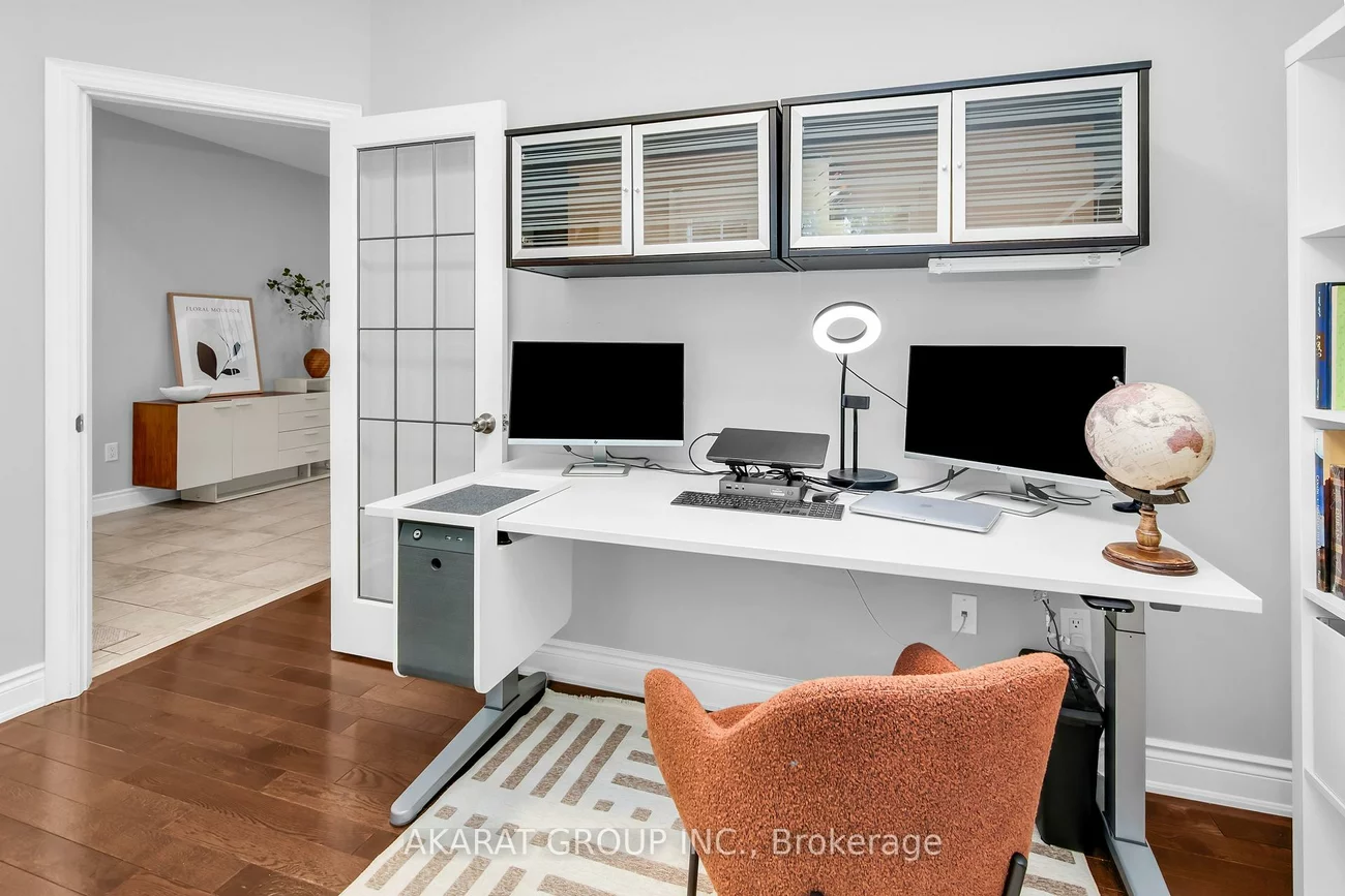 2376, Brockberry, 1019 - WM Westmount, Oakville