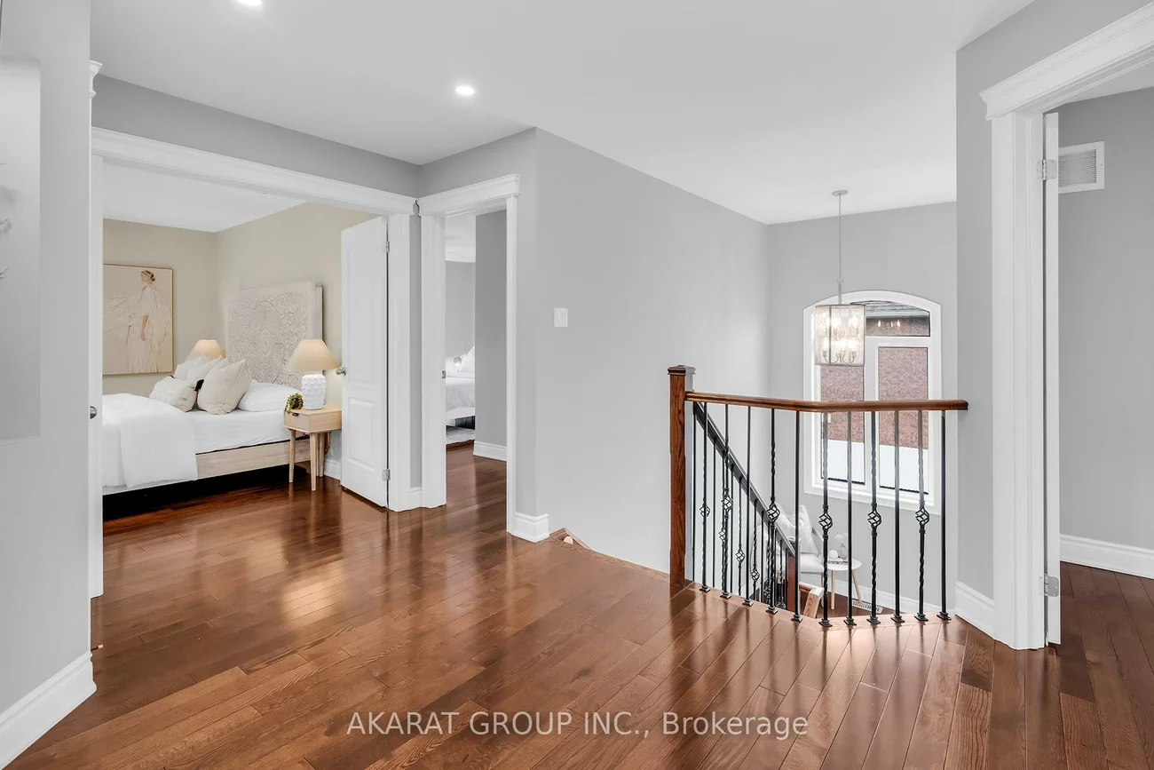 2376, Brockberry, 1019 - WM Westmount, Oakville