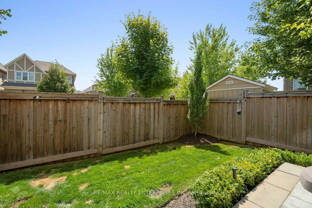 355, Wisteria, 1008 - GO Glenorchy, Oakville