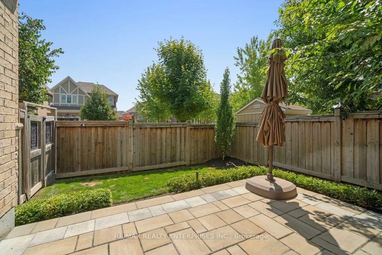 355, Wisteria, 1008 - GO Glenorchy, Oakville
