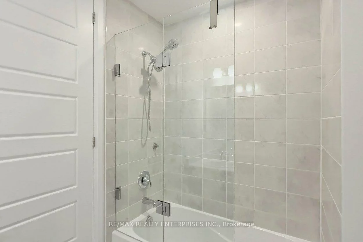 355, Wisteria, 1008 - GO Glenorchy, Oakville