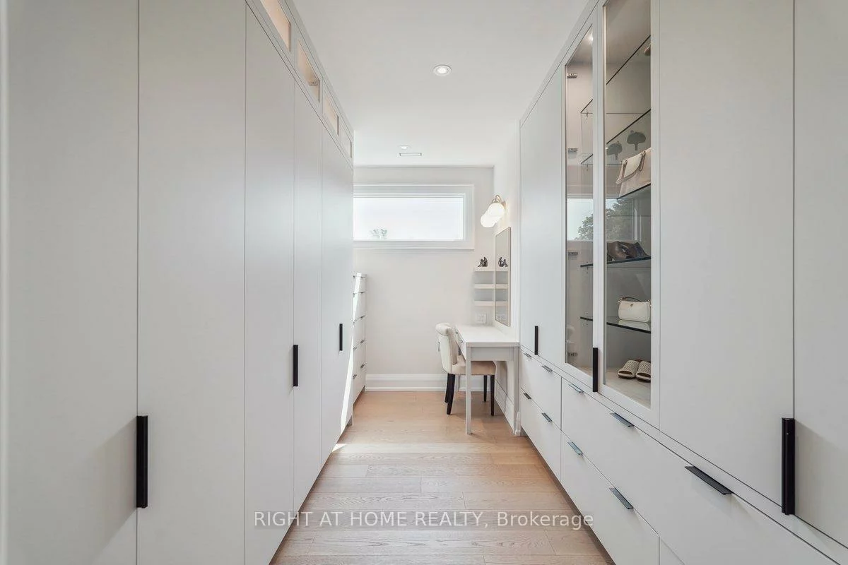 1260, Braeside, 1011 - MO Morrison, Oakville