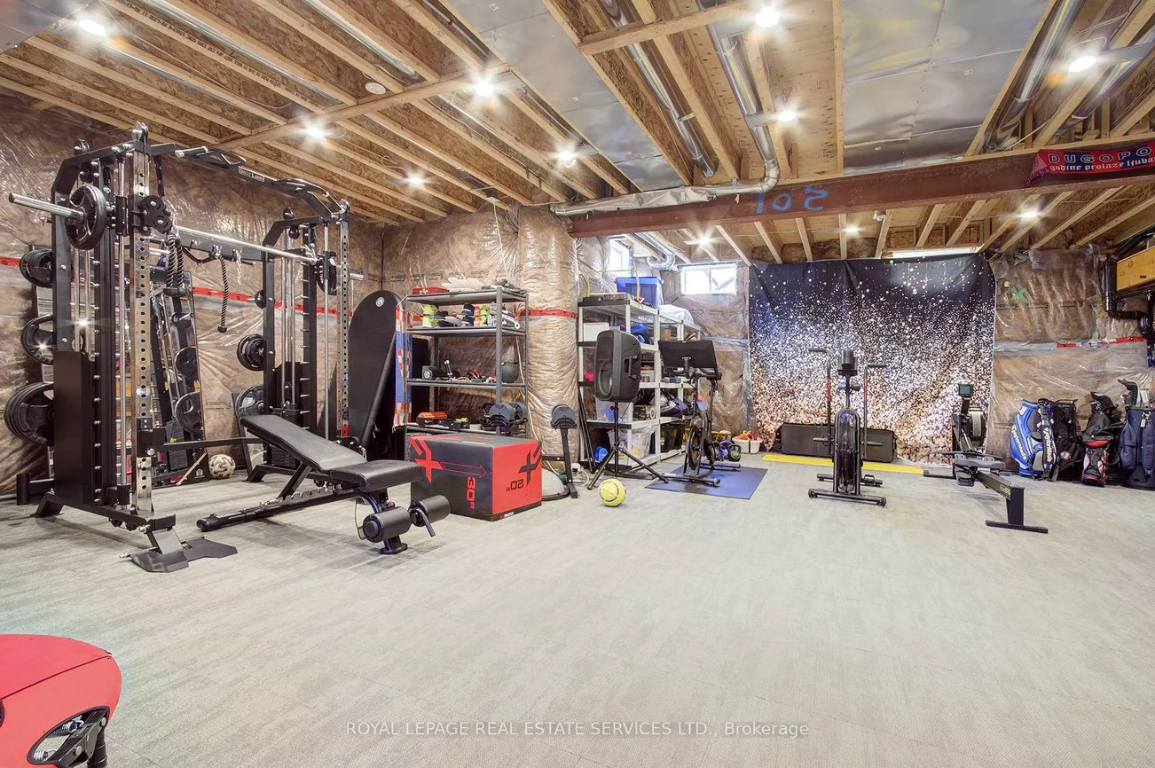 75, Ballmer, 1008 - GO Glenorchy, Oakville