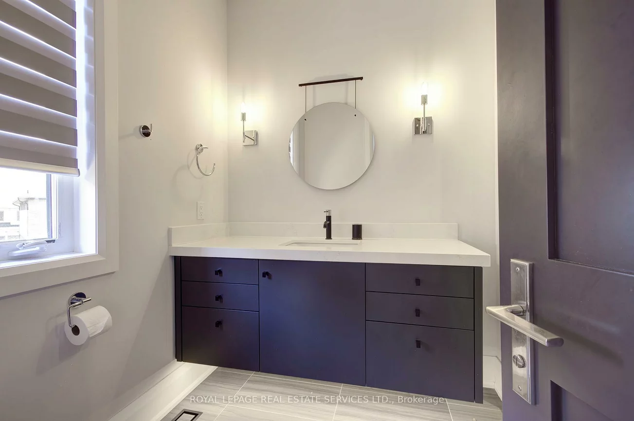 75, Ballmer, 1008 - GO Glenorchy, Oakville