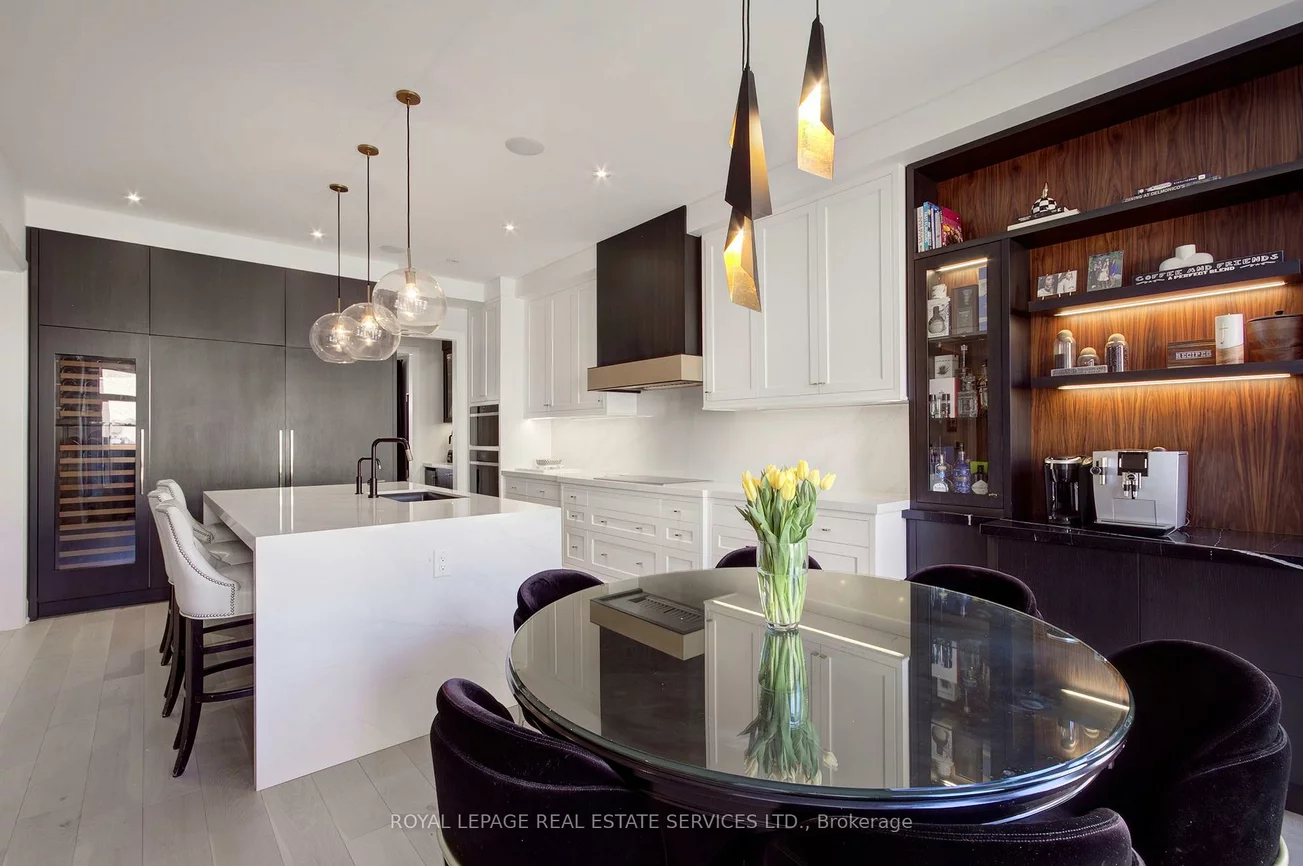 75, Ballmer, 1008 - GO Glenorchy, Oakville
