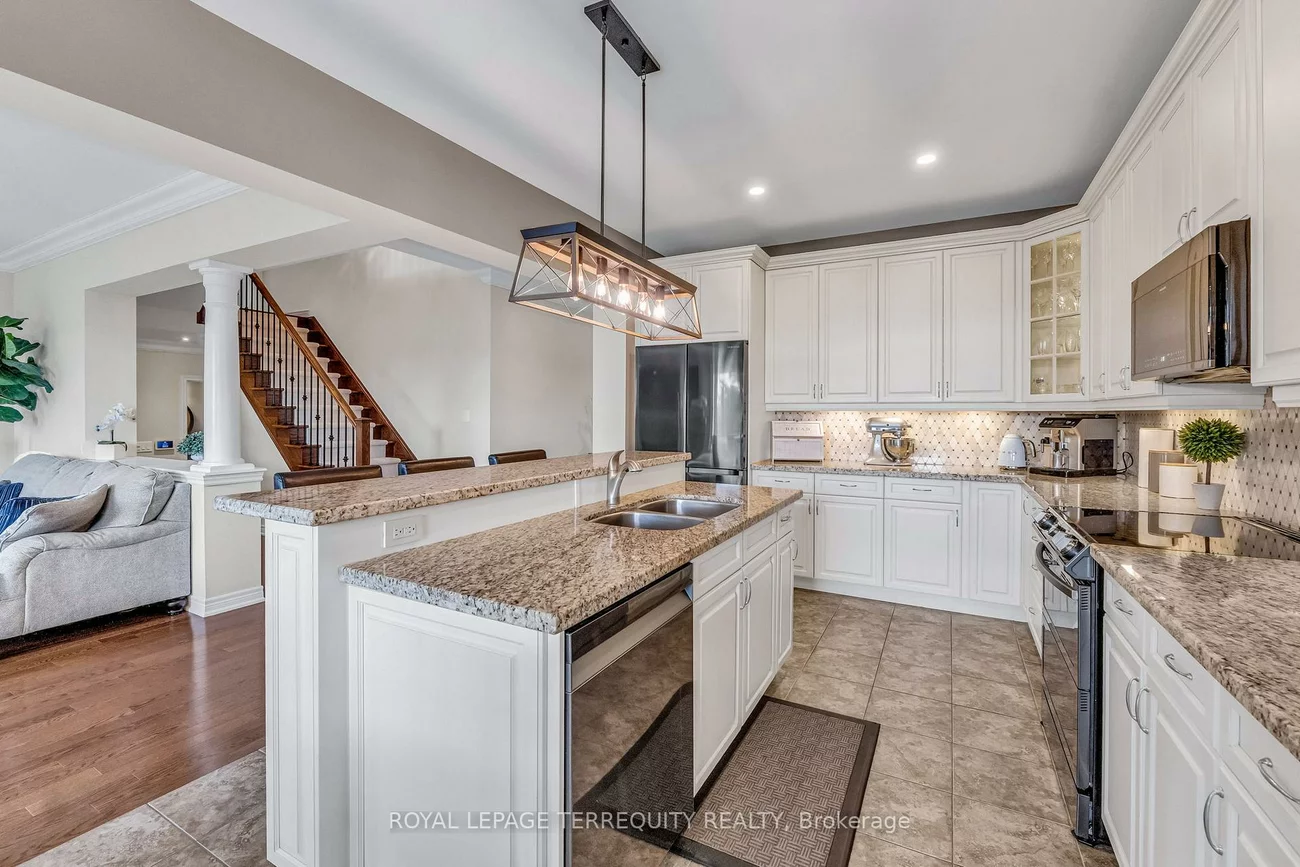 2298, Millstone, 1019 - WM Westmount, Oakville