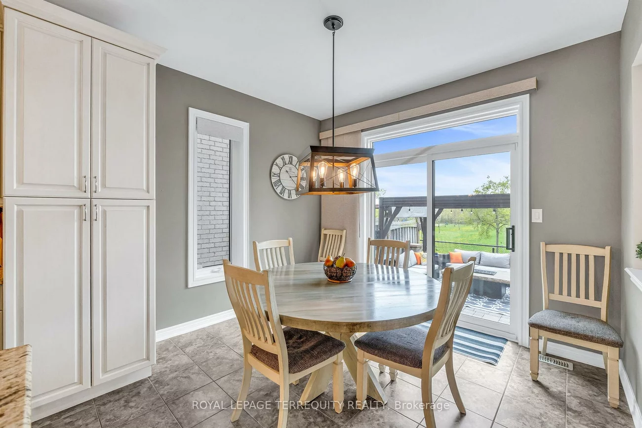 2298, Millstone, 1019 - WM Westmount, Oakville