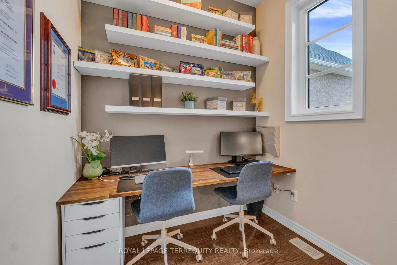 2298, Millstone, 1019 - WM Westmount, Oakville