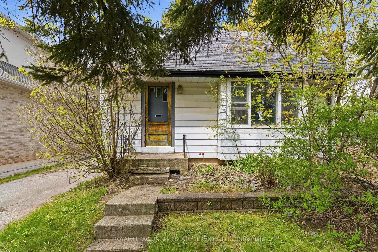 218, Jennings, 1001 - BR Bronte, Oakville