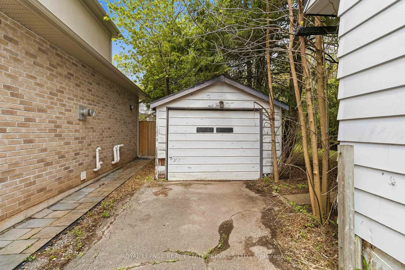 218, Jennings, 1001 - BR Bronte, Oakville