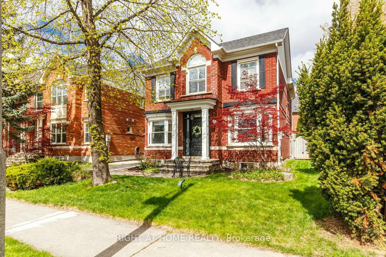 241, Lexington, 1015 - RO River Oaks, Oakville