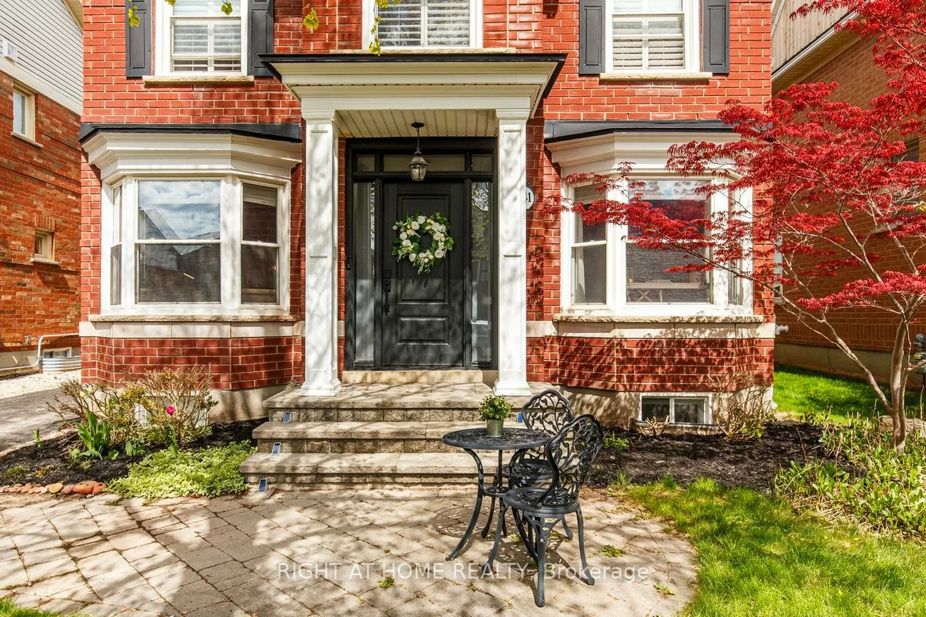 241, Lexington, 1015 - RO River Oaks, Oakville