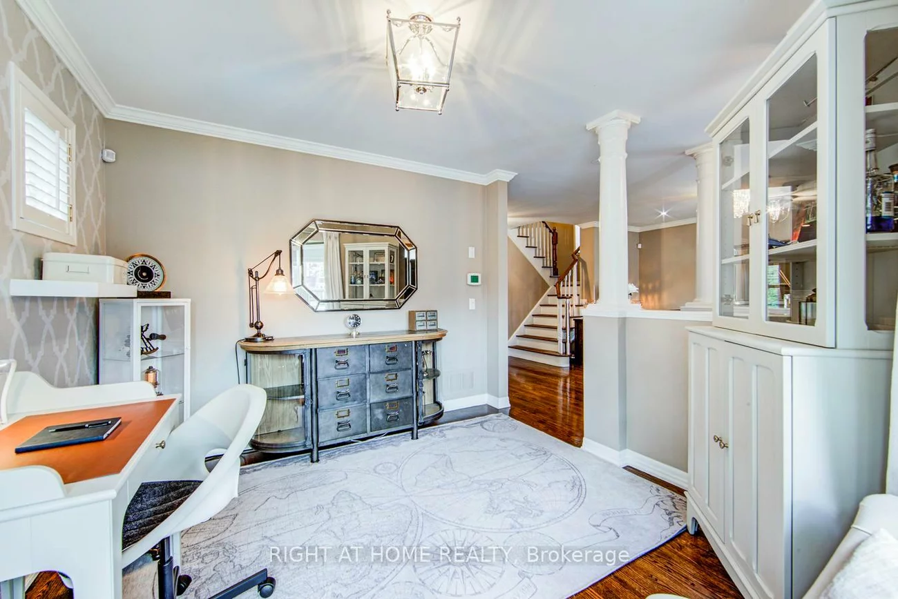 241, Lexington, 1015 - RO River Oaks, Oakville