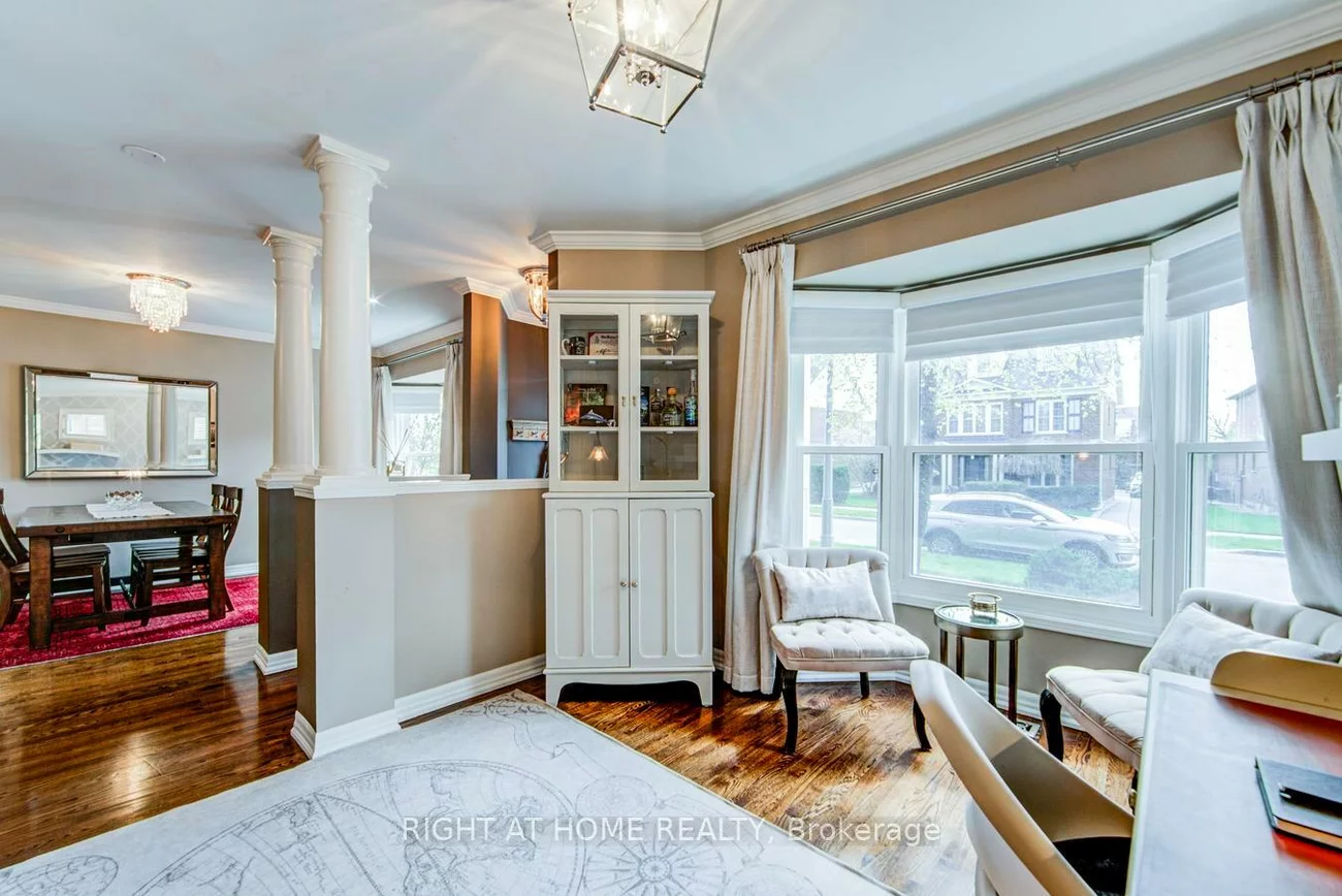 241, Lexington, 1015 - RO River Oaks, Oakville