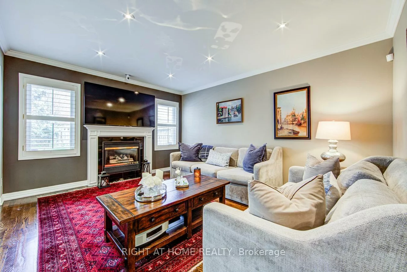 241, Lexington, 1015 - RO River Oaks, Oakville