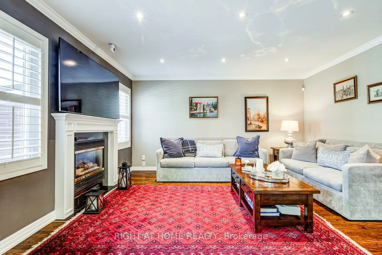 241, Lexington, 1015 - RO River Oaks, Oakville