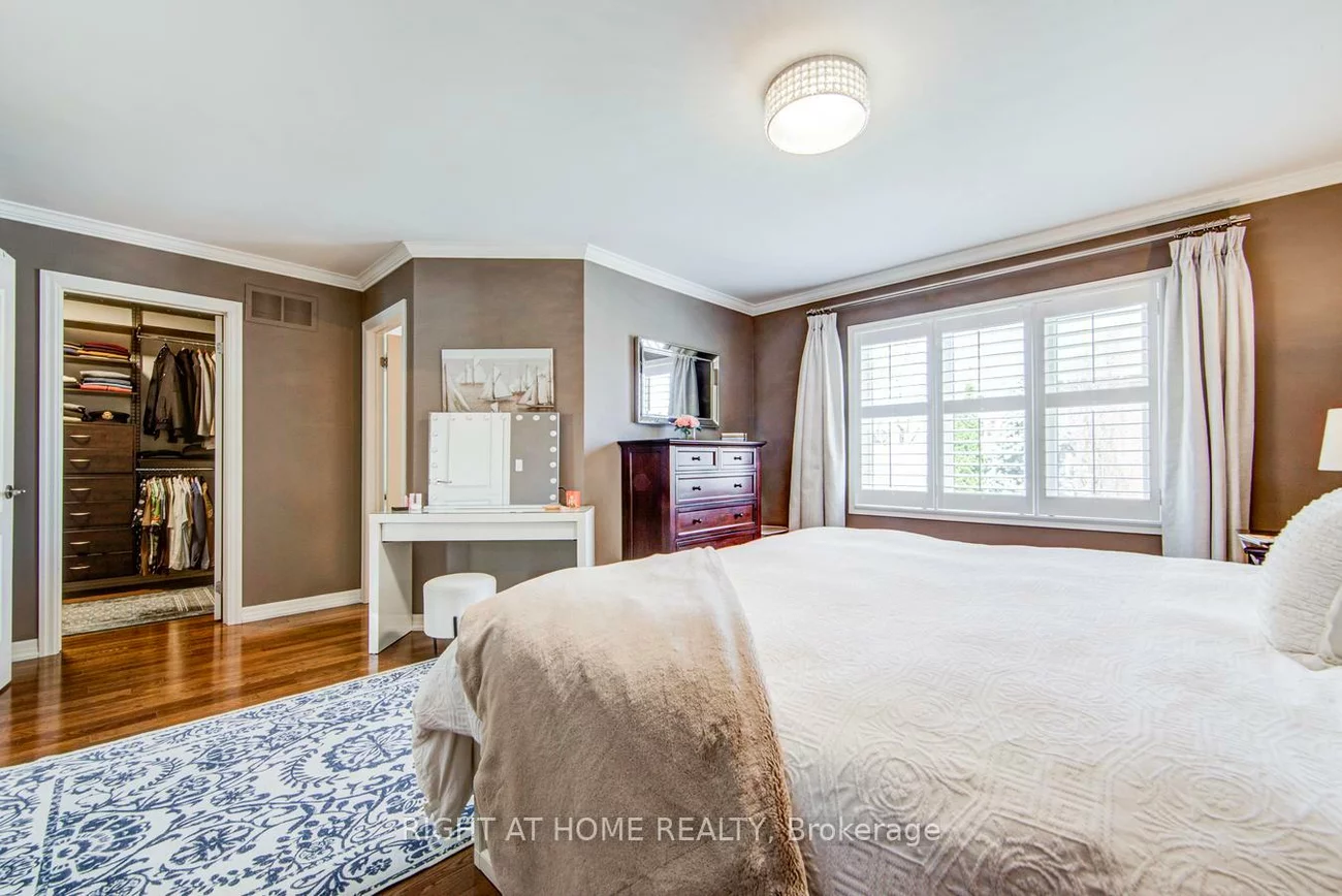 241, Lexington, 1015 - RO River Oaks, Oakville