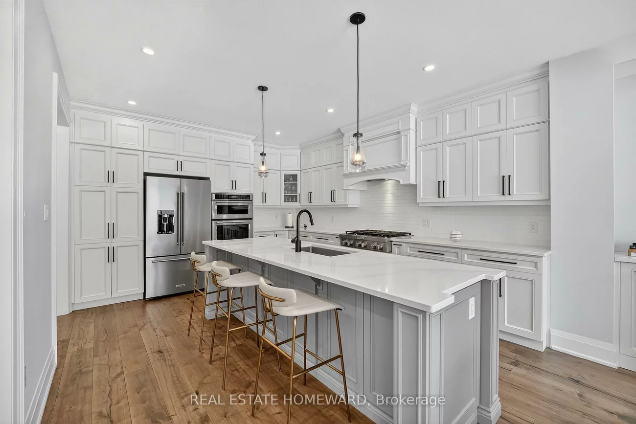 3329, Vernon Powell, 1008 - GO Glenorchy, Oakville