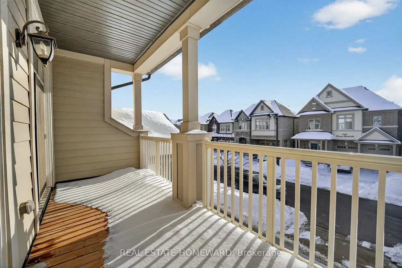 3329, Vernon Powell, 1008 - GO Glenorchy, Oakville