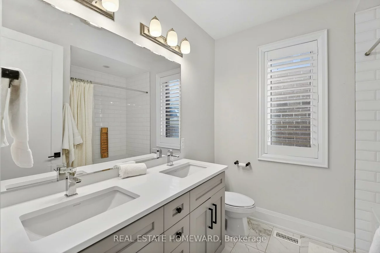 3329, Vernon Powell, 1008 - GO Glenorchy, Oakville