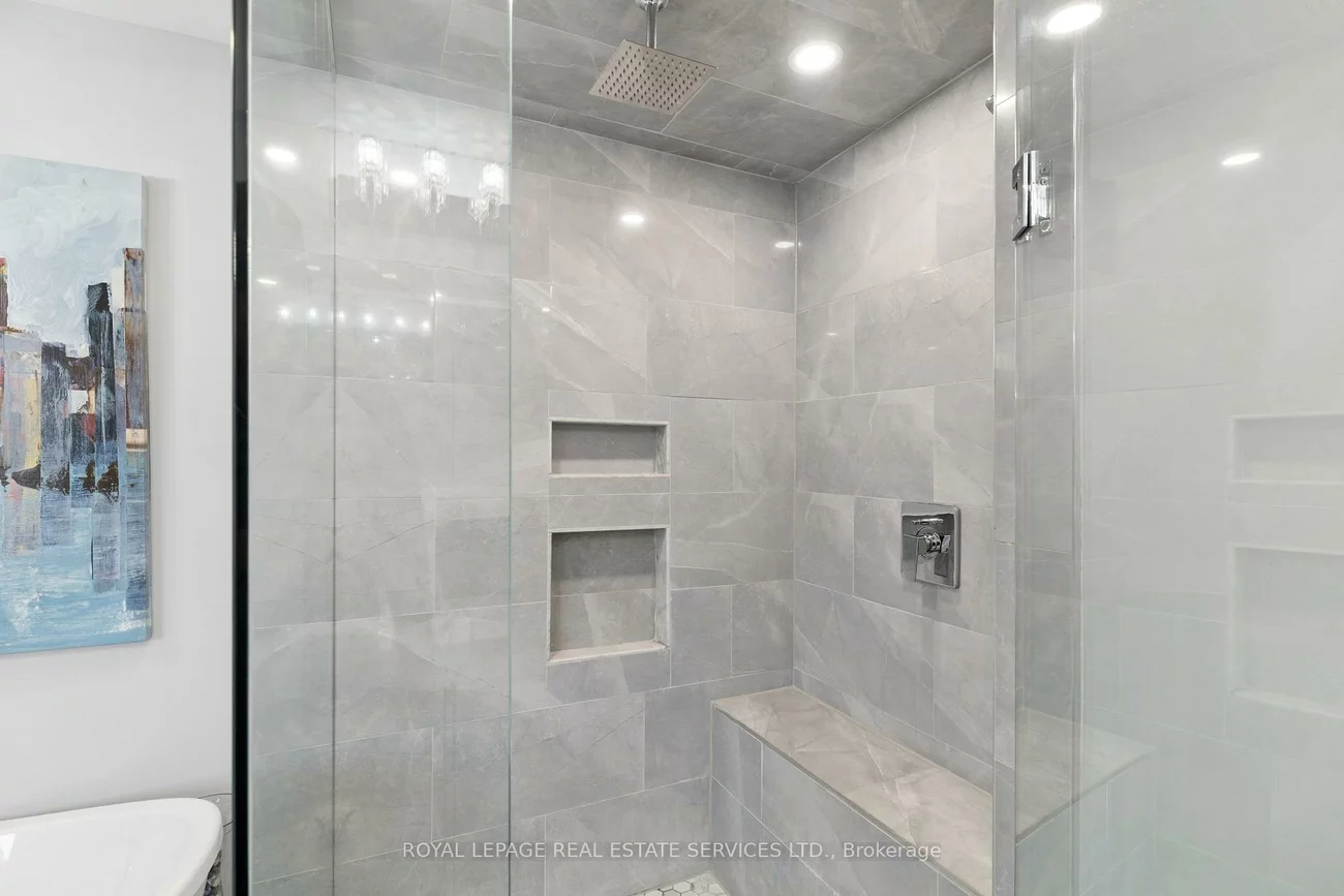 441, Withnell, 1020 - WO West, Oakville