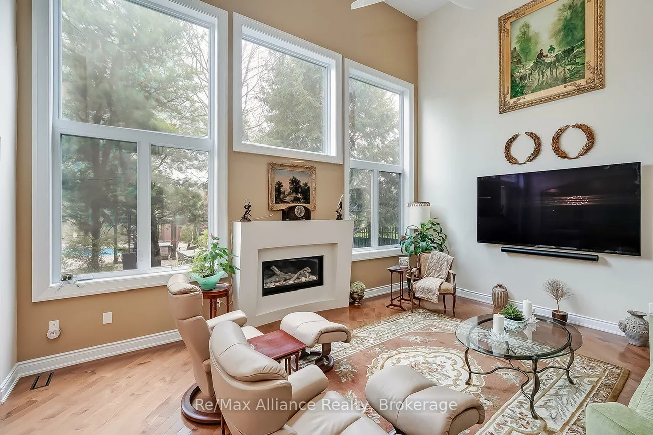 203, Burloak, 1001 - BR Bronte, Oakville