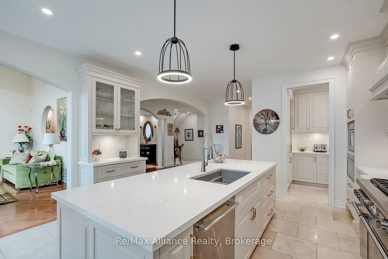 203, Burloak, 1001 - BR Bronte, Oakville