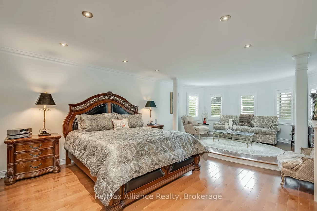 203, Burloak, 1001 - BR Bronte, Oakville