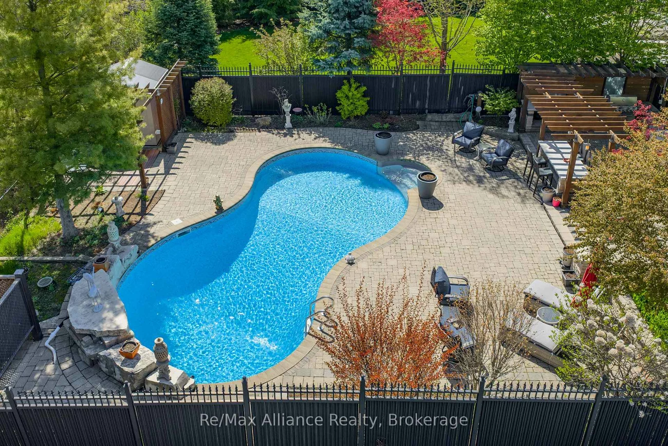 203, Burloak, 1001 - BR Bronte, Oakville