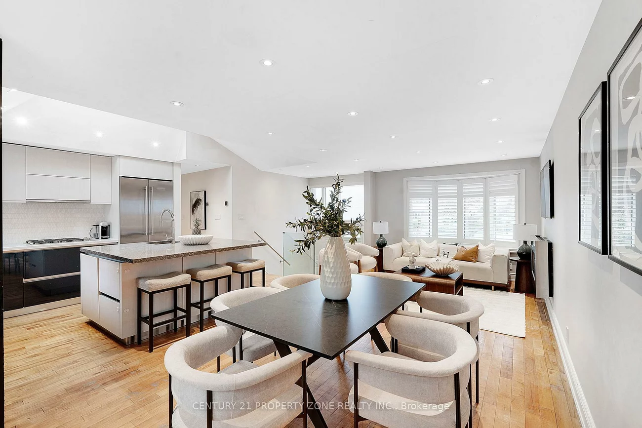547, Pinegrove, 1020 - WO West, Oakville