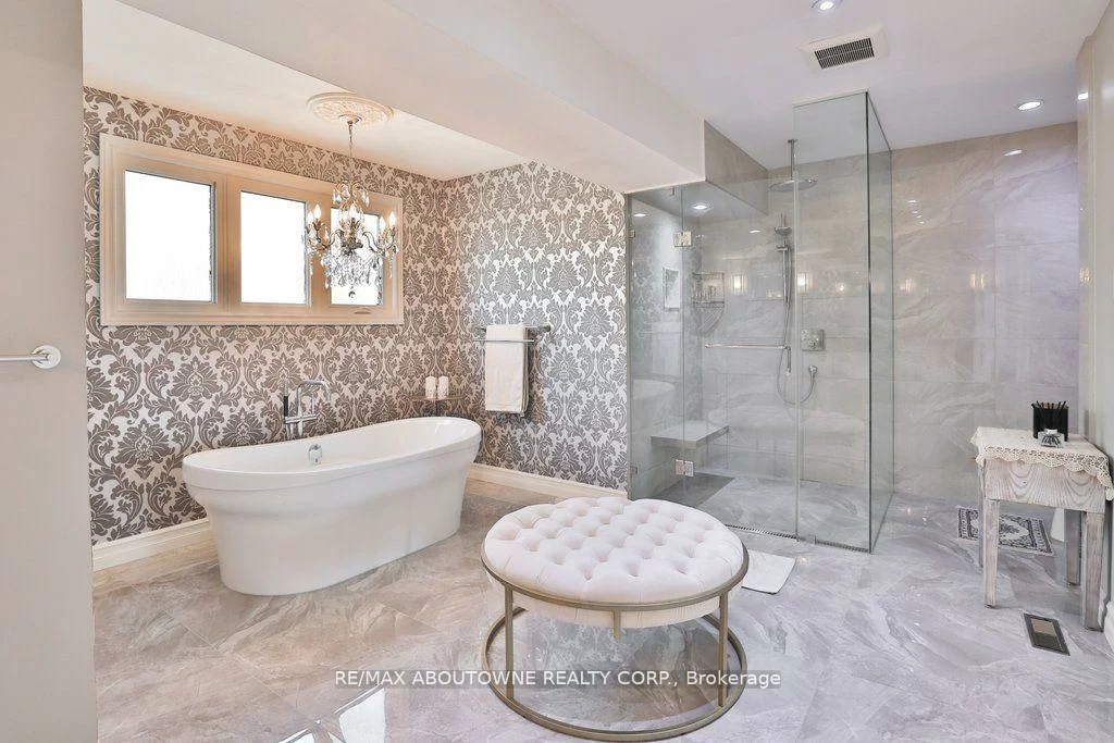 45, Tradewind, 1001 - BR Bronte, Oakville