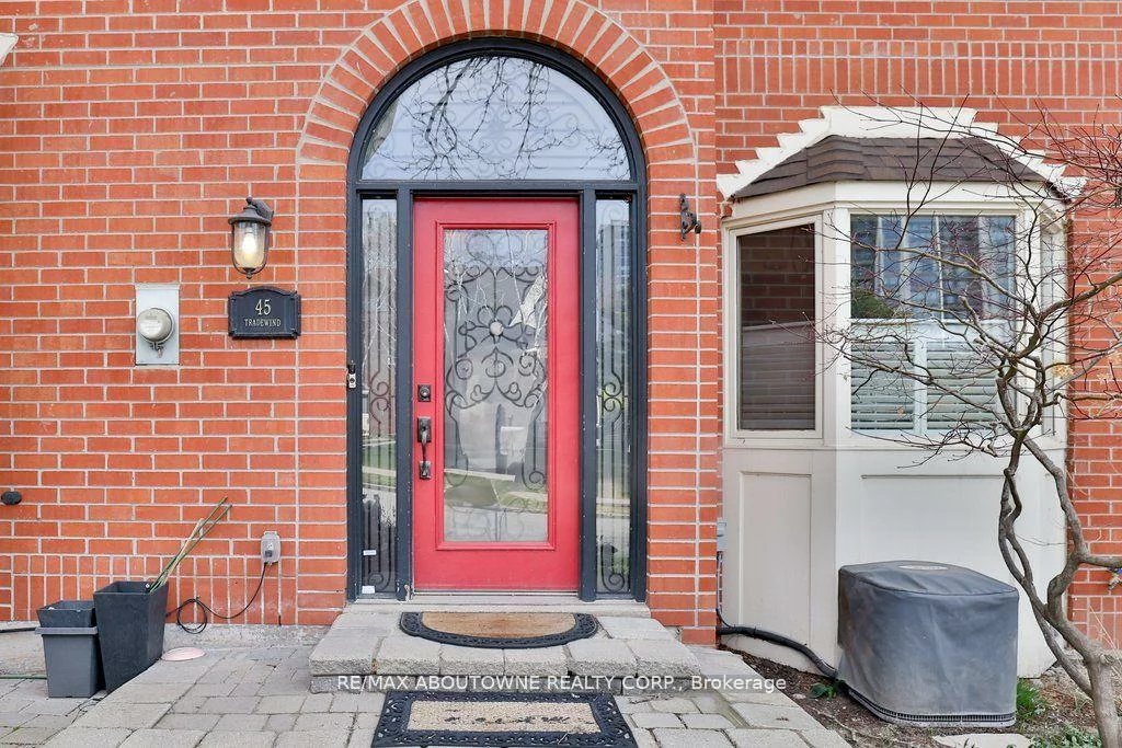 45, Tradewind, 1001 - BR Bronte, Oakville
