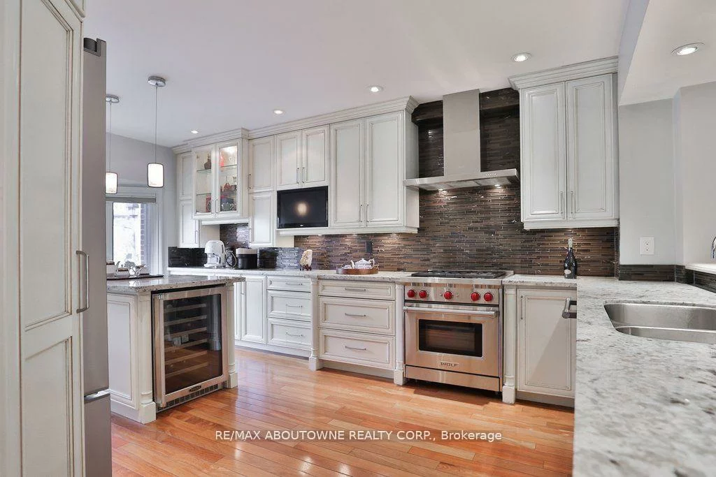 45, Tradewind, 1001 - BR Bronte, Oakville