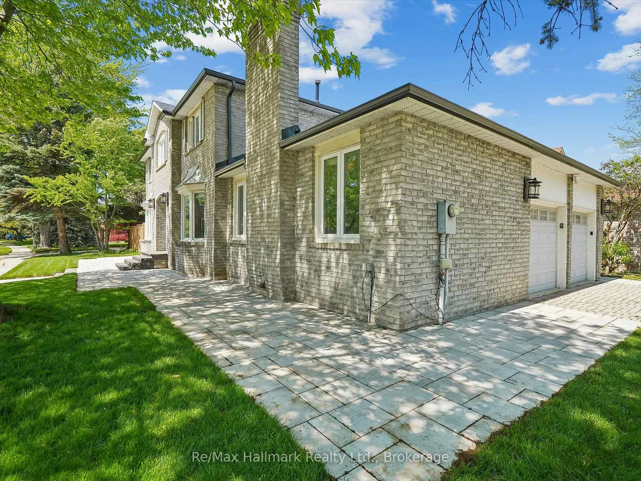560, Chillingham, 1006 - FD Ford, Oakville