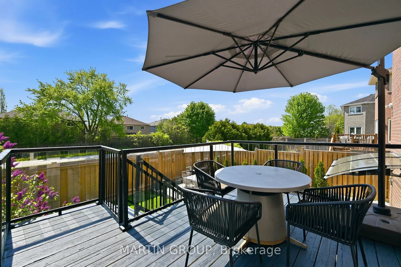 376, Carrier, 1015 - RO River Oaks, Oakville