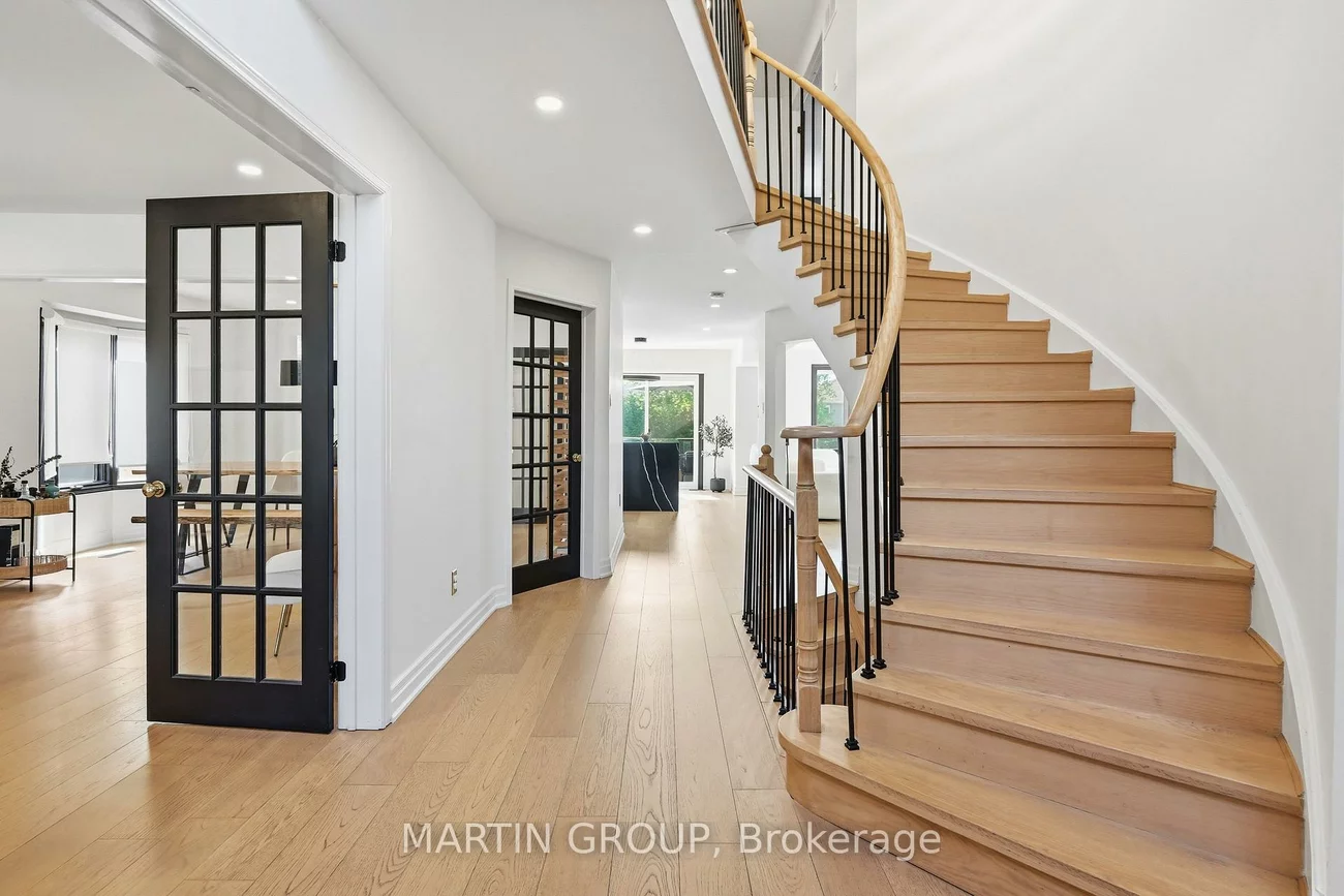 376, Carrier, 1015 - RO River Oaks, Oakville