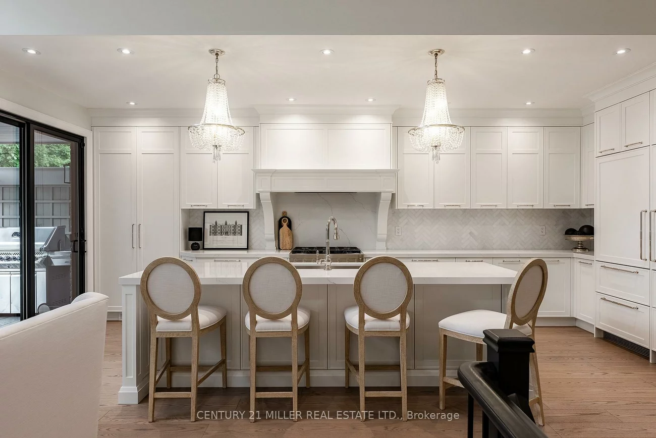 2201, Rochester, 1000 - BC Bronte Creek, Oakville