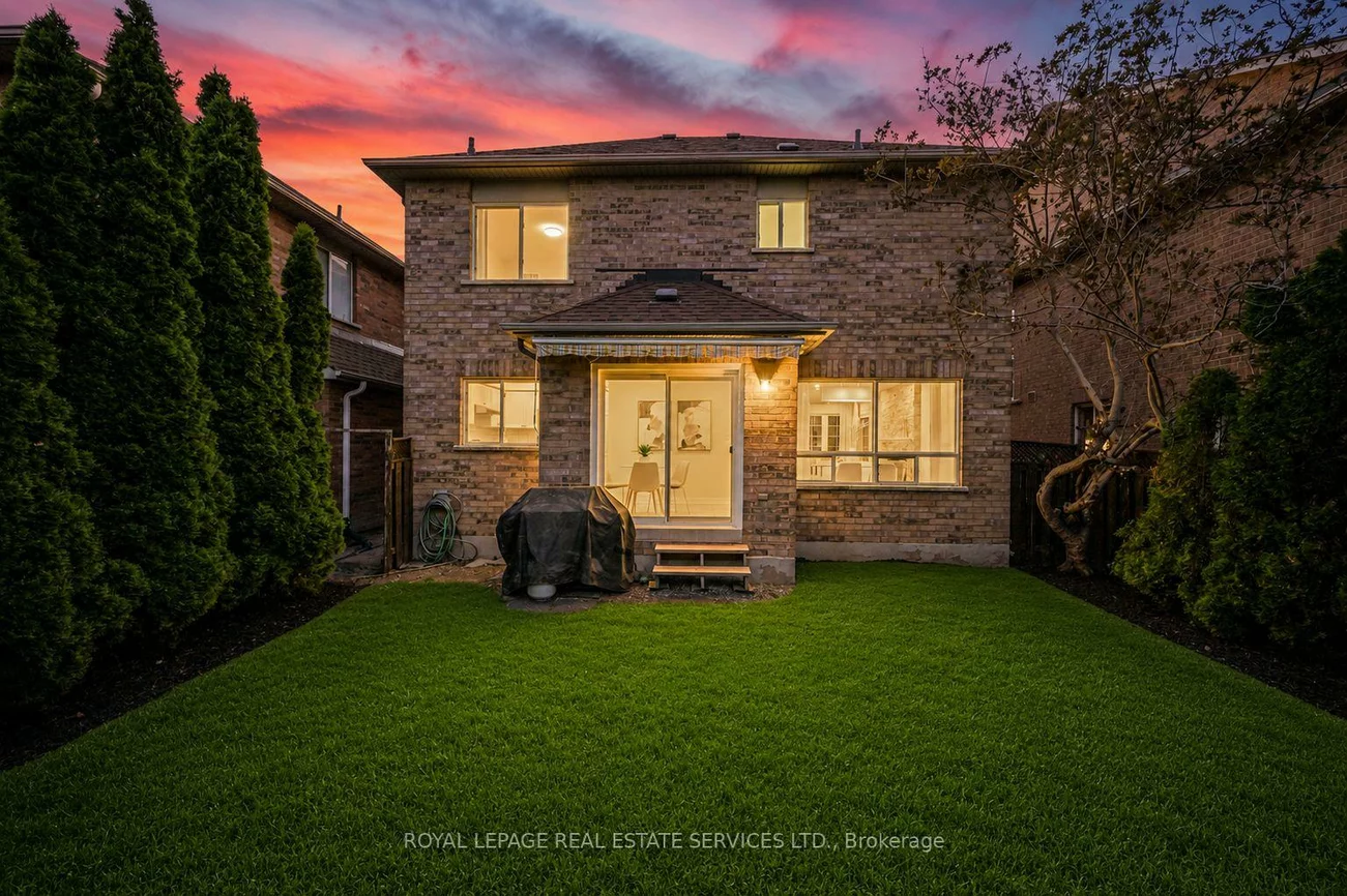 1493, Derby County, 1022 - WT West Oak Trails, Oakville