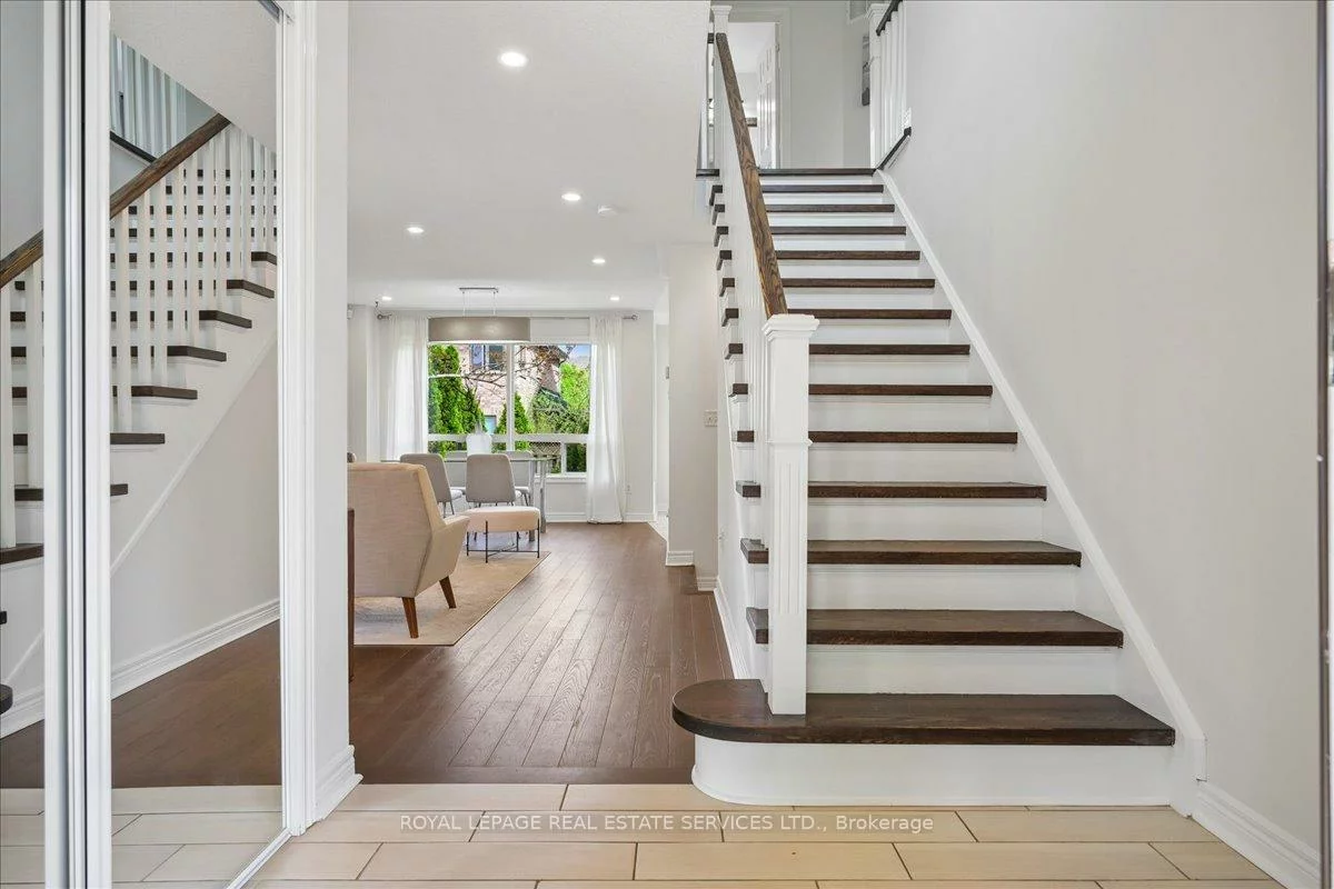 1493, Derby County, 1022 - WT West Oak Trails, Oakville