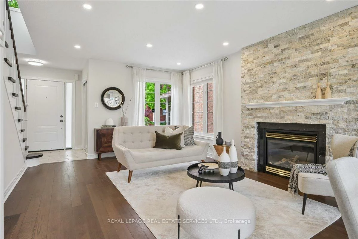 1493, Derby County, 1022 - WT West Oak Trails, Oakville