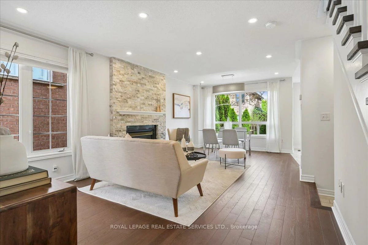 1493, Derby County, 1022 - WT West Oak Trails, Oakville