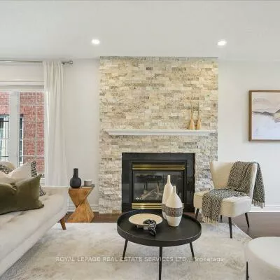 1493, Derby County, 1022 - WT West Oak Trails, Oakville