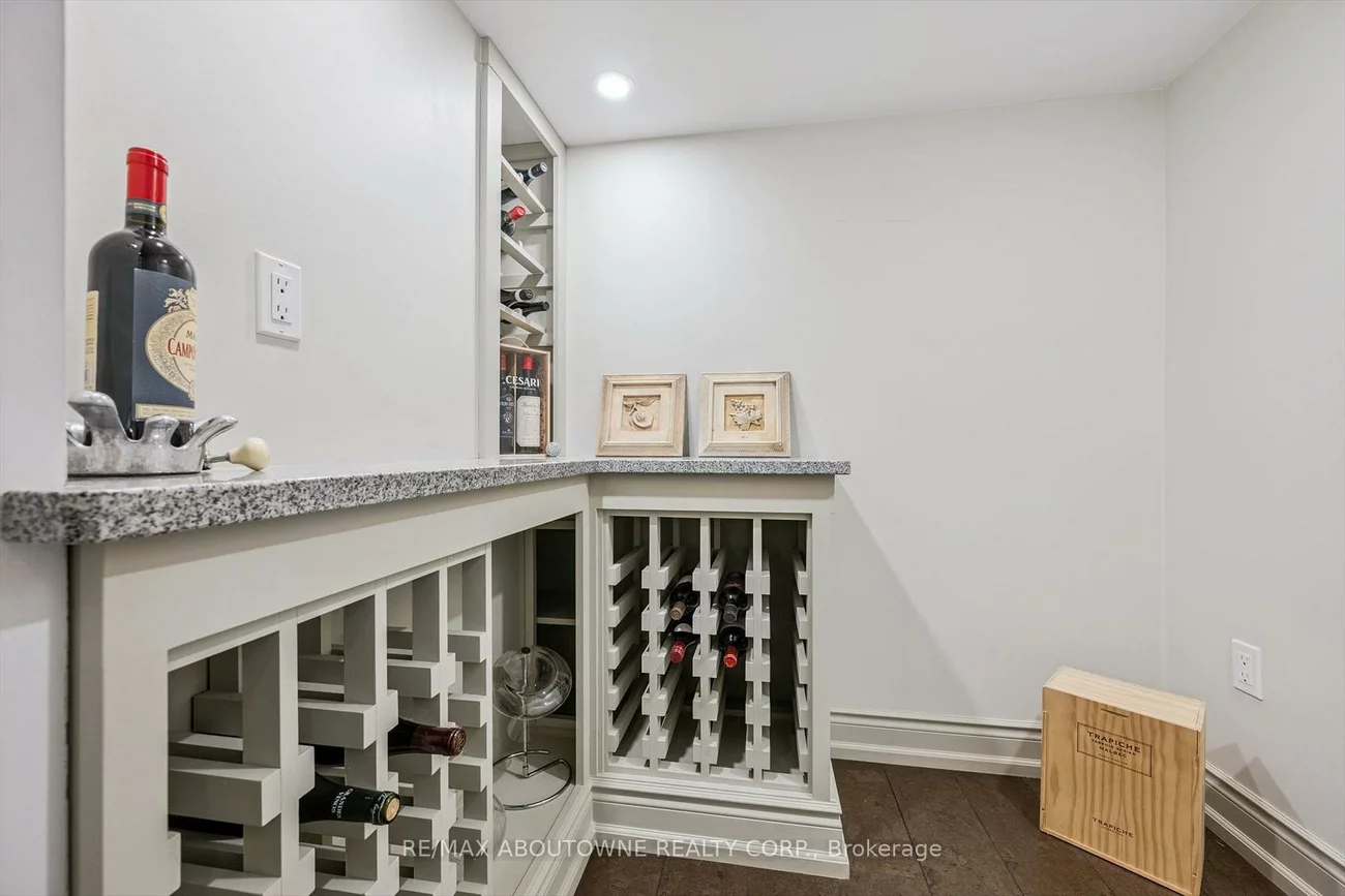 154, Howell, 1015 - RO River Oaks, Oakville